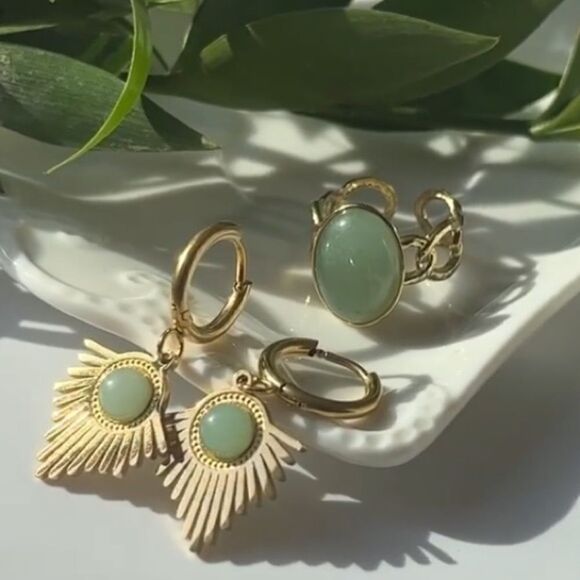 New Vintage Style Sunflower Natural Stone Ring & Earrings - Picture 6 of 7